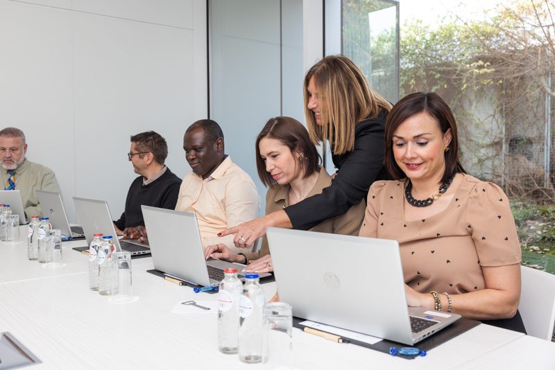 Ontdek hier alle oplossingen van FCR Media die kmo's online succesvol maken!